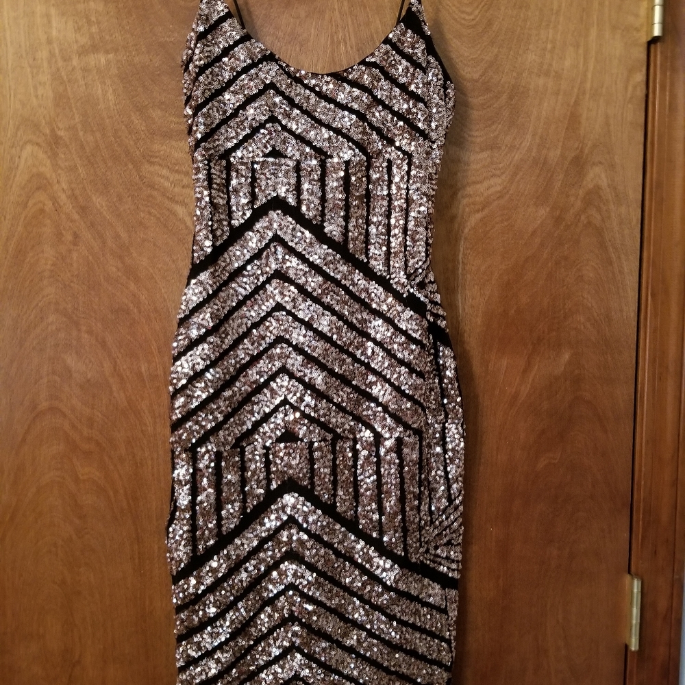 LOVELY DAY PARTY  DRESS